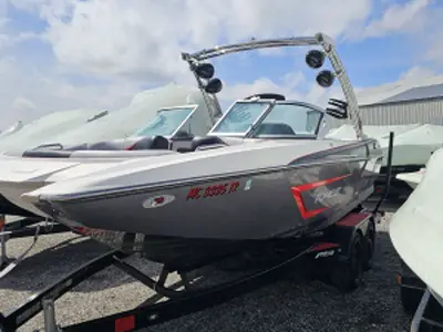 2014 MB Sports F22 TOMCAT