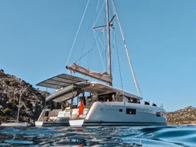 Lagoon 42