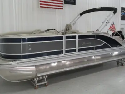 Barletta Pontoon L23U