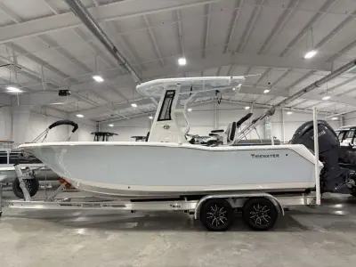 Tidewater 232 cc adventure_