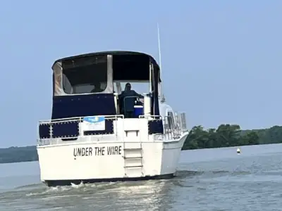 1979 Chris-Craft CATALINA