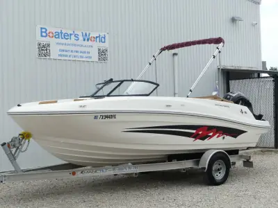 2019 Bayliner VR5 Bowrider