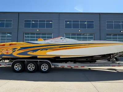Cigarette Racing Team CLASSIC 35