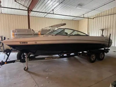 MasterCraft 230