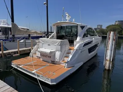 Cruisers 46 CANTIUS
