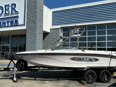 2005 Correct Craft Air Nautique
