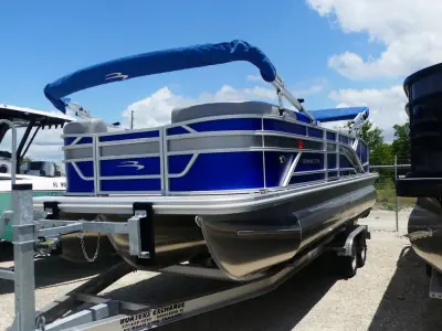 Bennington Pontoons 21 SL