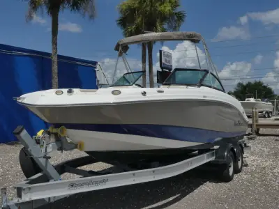 2017 Nautic Star 223 DC