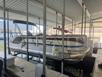 2022 Berkshire Pontoons STS
