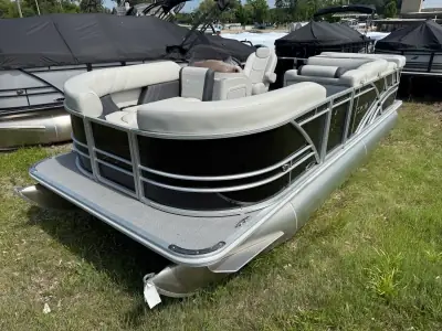 Sylvan Mirage 820 PARTY FISH