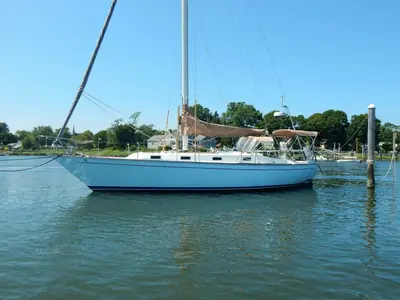 1982 Tartan 37