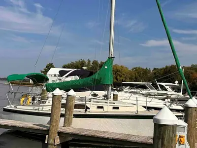 1983 O'Day 28