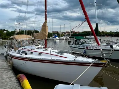 1983 Hunter 34