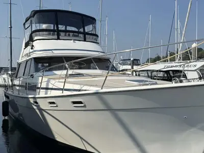 1984 Bayliner Corp 3870
