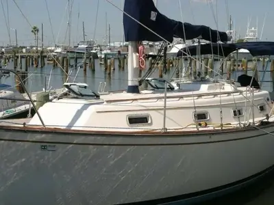1986 Island Packet 31