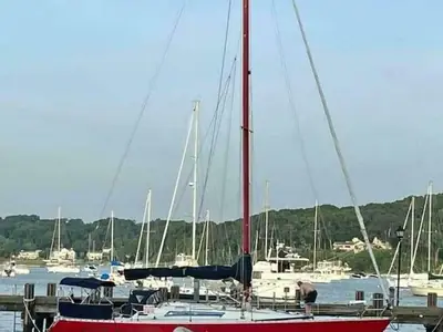 1984 Beneteau First 42