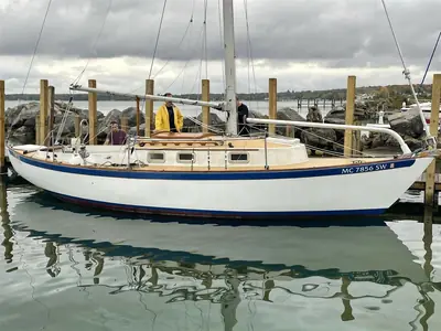 Martha's Vineyard Shipyard Vineyard Vixen 29