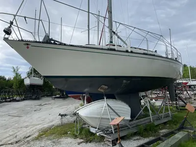Pearson 32