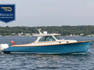 hinckley 35