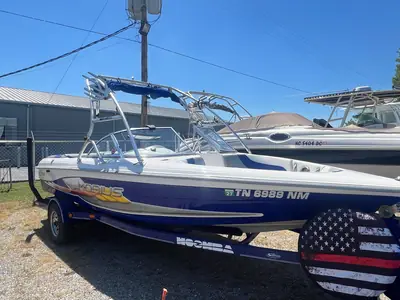 2002 Moomba MOBIUS LSV