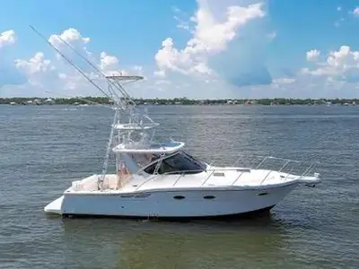 Tiara 3200 OPEN