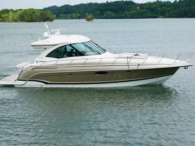 2016 Formula 45 Yacht