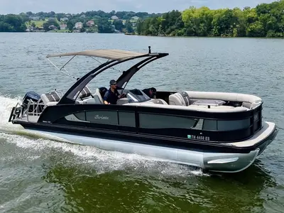 Barletta Pontoon 25UCA