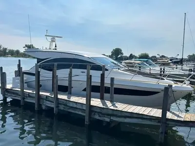 Sea Ray Sundancer 400