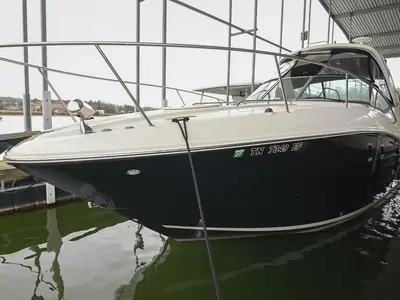 2012 Sea Ray 330 Sundancer