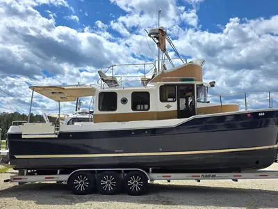 2020 Ranger Tugs R-31 CB