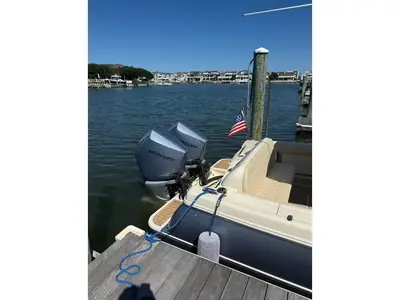 Chris-Craft Catalina 30
