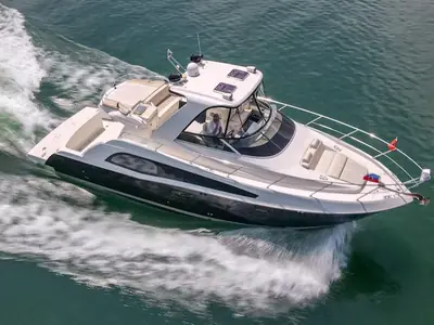 Carver 44 Sojourn