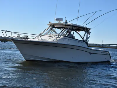 2017 Grady-White Express 330