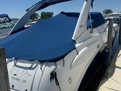2009 Chaparral 330 Signature