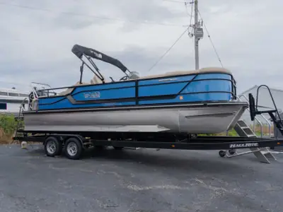 SunCatcher Pontoons Fusion 324 SS
