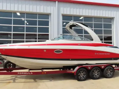 2019 Crownline 285 SS