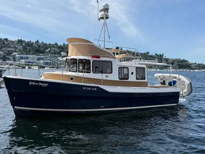2020 Ranger Tugs R-31 CB