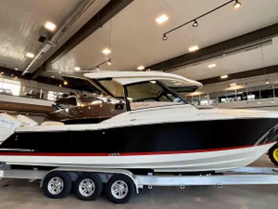 2024 Chris-Craft Calypso 32