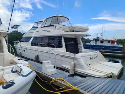 2004 Carver 570 VOYAGER PILOTHOUSE