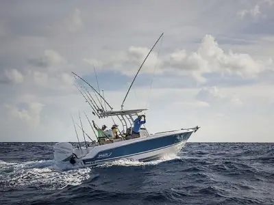 2022 Boston Whaler 230 Outrage