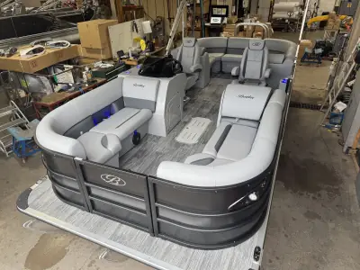 2026 Bentley Pontoons 223