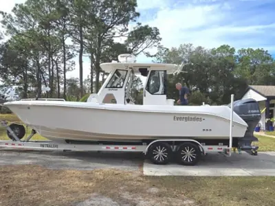 Everglades 295 PILOT
