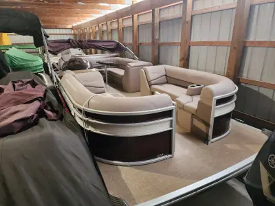 Bennington Pontoons 22 GL