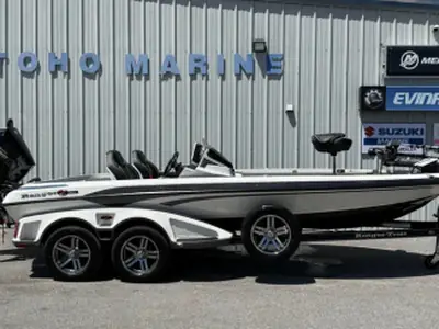 2023 Ranger Z520R Ranger Cup Equipped