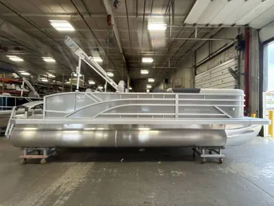 2026 Bennington Pontoons 22 SSB