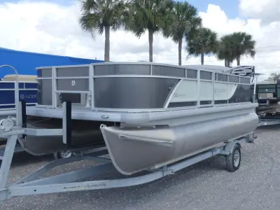 Godfrey Pontoon 1886 FX