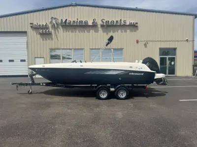 Bayliner Corp E21