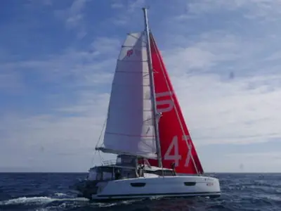 2019 Fountaine Pajot Saona 47