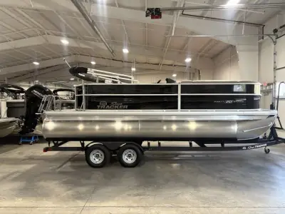 2026 Sun Tracker Party Barge 20DLX