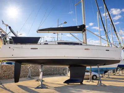  Beneteau Oceanis 40